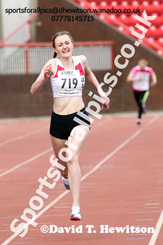 Womens under-20s 400 metres, North Eastern Track and Field Champs, Gateshead Stadium. Photo: David T. Hewitson/Sports for All Pics